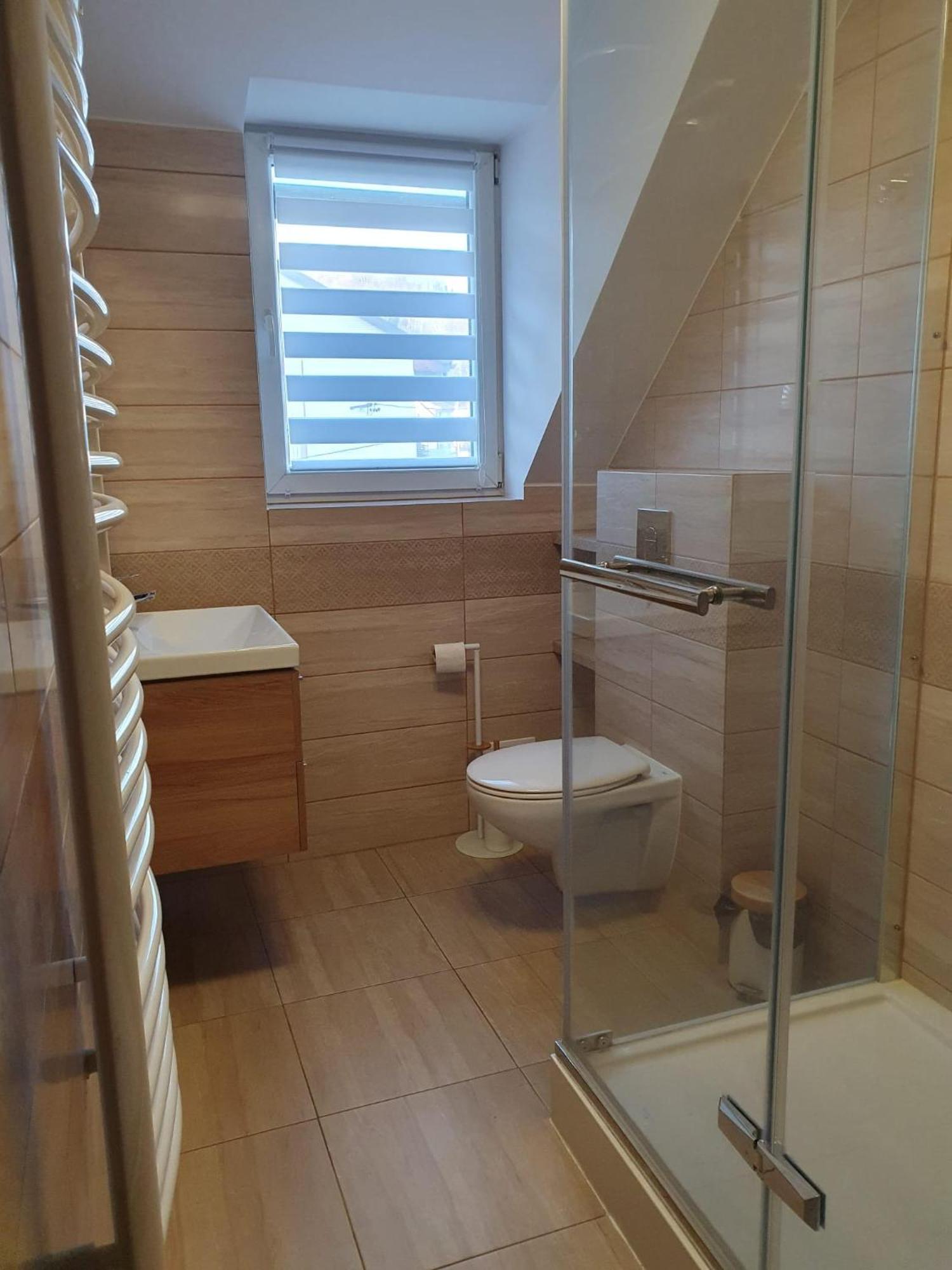 Pokoje Goscinne U Faronow Muszyna Exterior foto