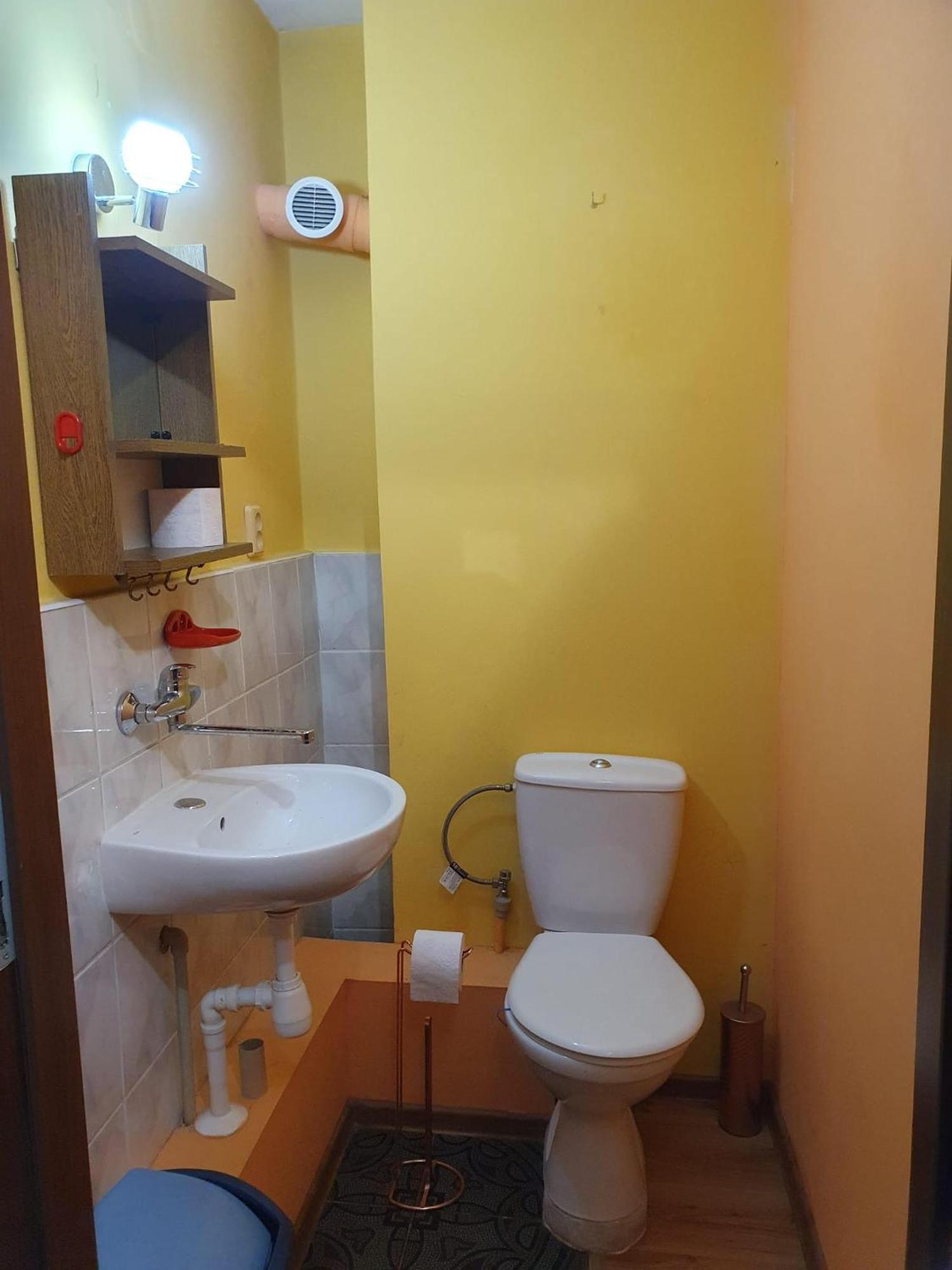 Pokoje Goscinne U Faronow Muszyna Exterior foto