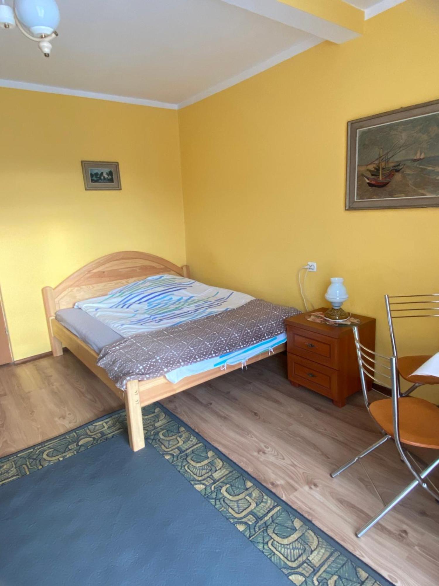 Pokoje Goscinne U Faronow Muszyna Exterior foto